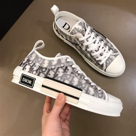 dior converse shoes cost.